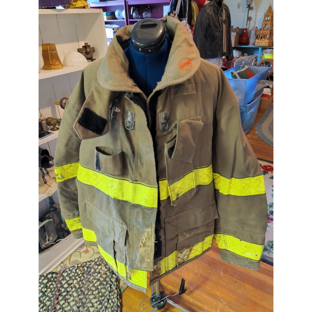 Globe Vintage Retired Firefighter Turnout Jacket Fire Coat Shell Khaki 58 x 32